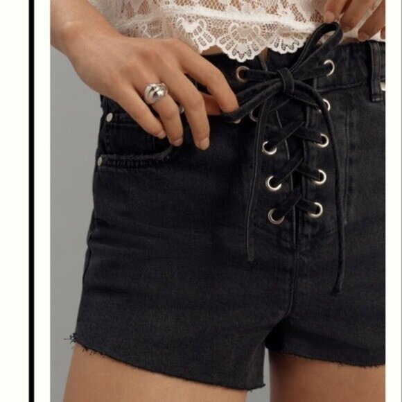 ANTHROPOLOGIE Pilcro Lace Up High Waist Black Shorts Size 32 NEW - Picture 9 of 10